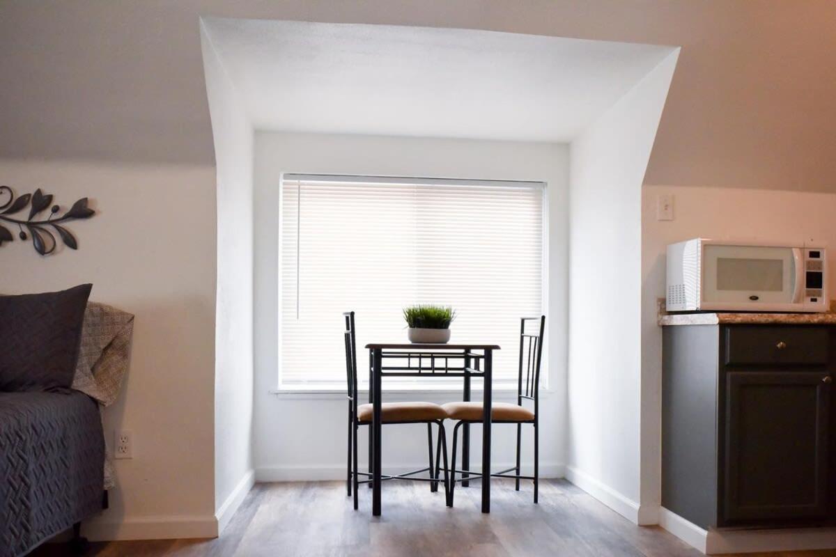 Unwind In A Bright Comfortable Apartment For 3 Pittsburgh Exterior foto